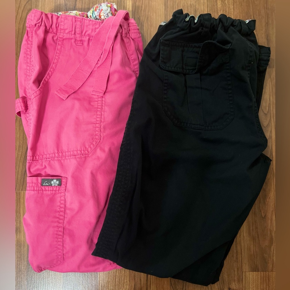Bundle of 2 Koi Lindsey Scrub Pants, S